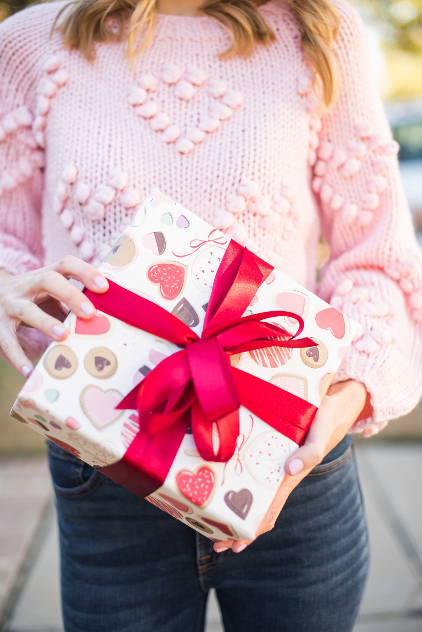 Our Valentine’s Day gift guides are live!l on the blog: DoSayGive.com 

#LTKfindsunder100 #LTKSeasonal #LTKGiftGuide