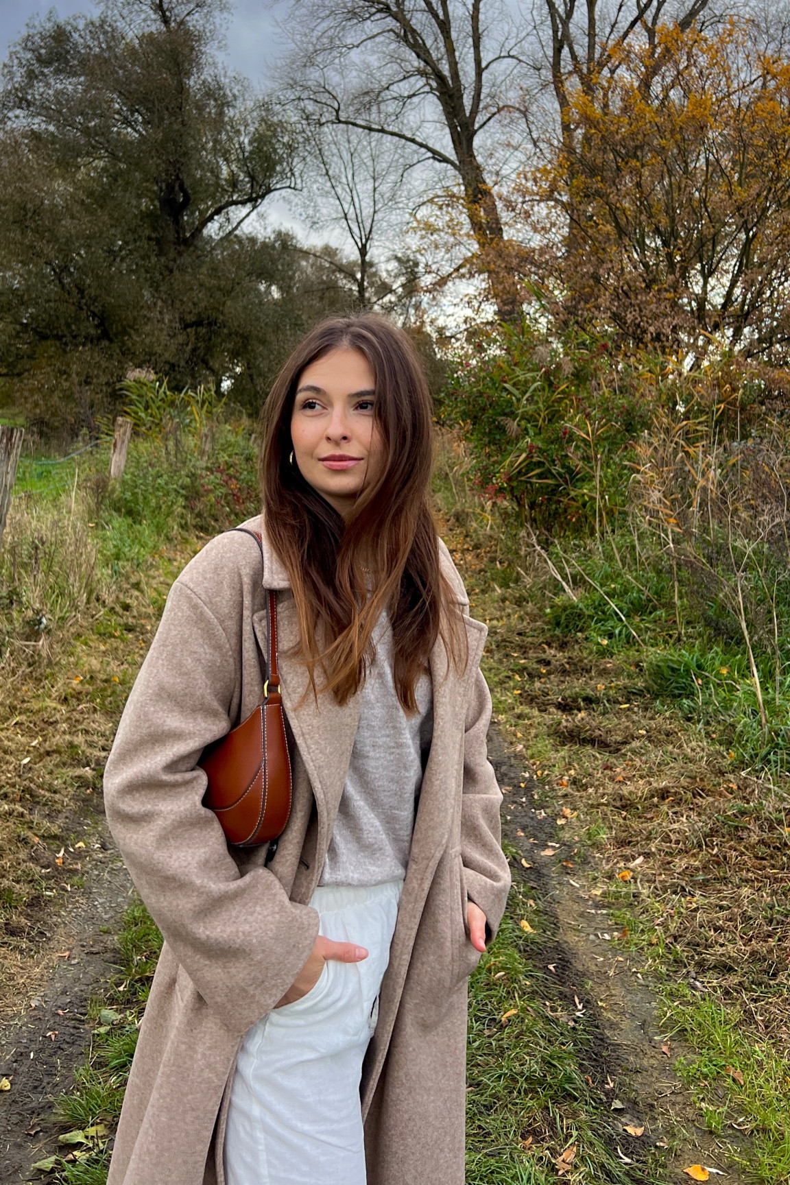 White linen pants for fall in combination with an all beige outfit 🫶🏼✨

#LTKstyletip #LTKSeasonal #LTKeurope