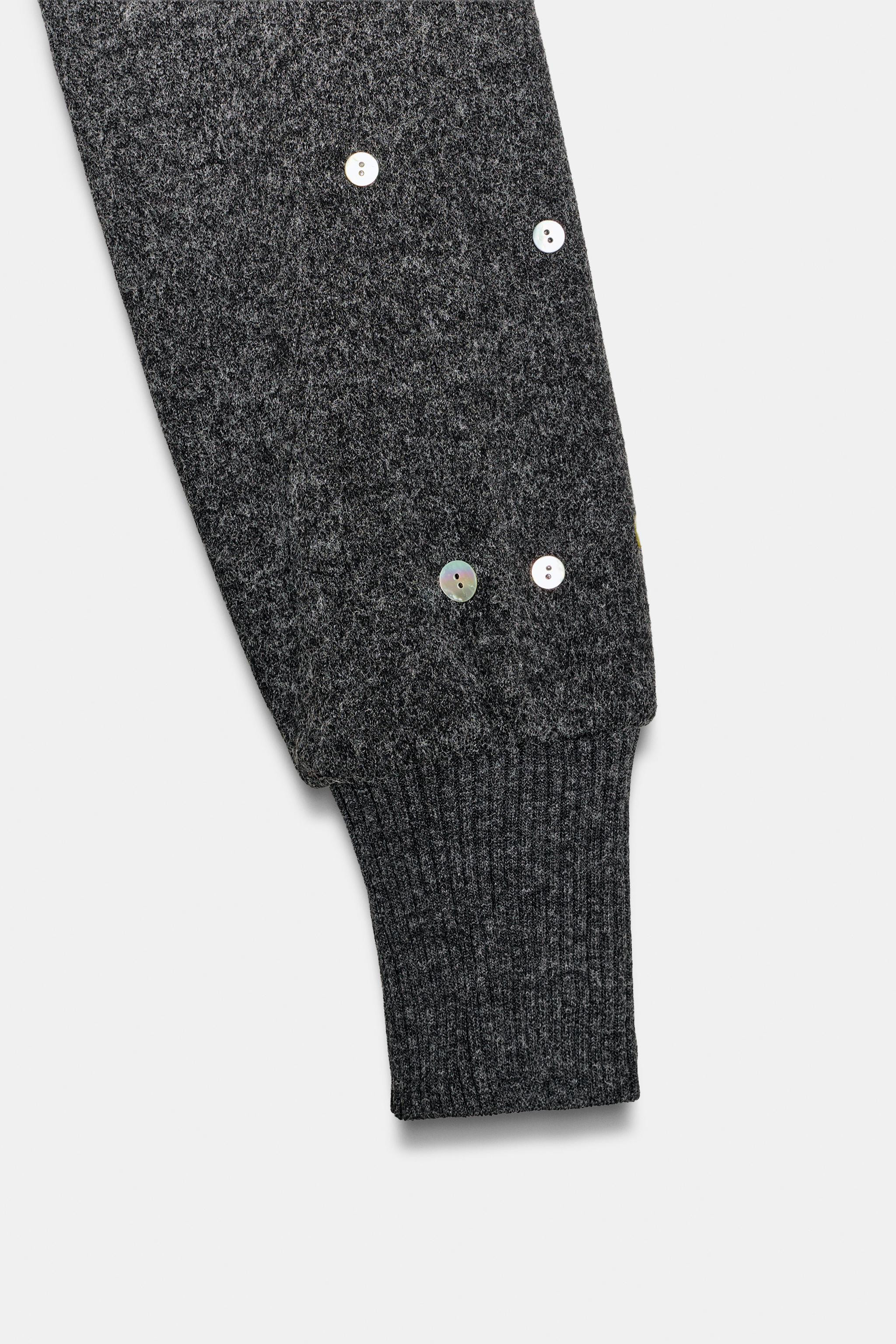 SOFT BUTTONED CROP TOP | Zara UK