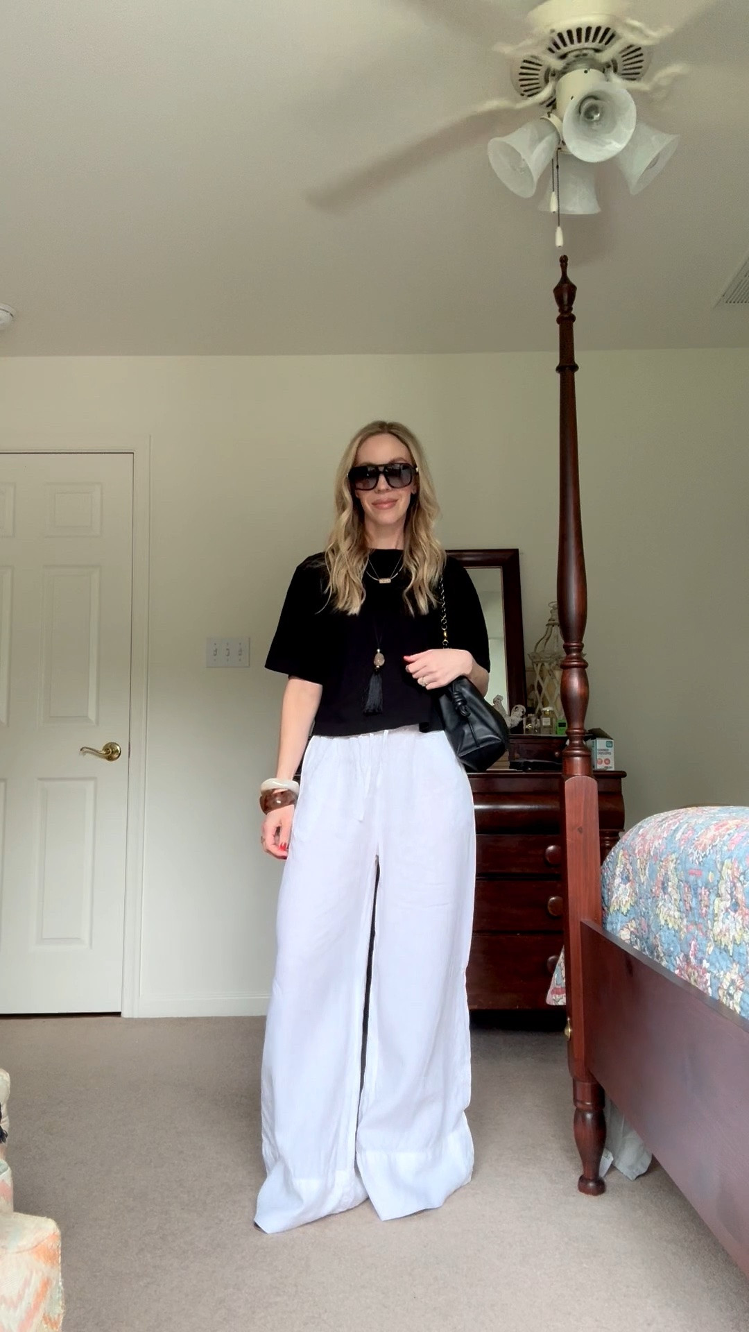 Cropped tee with wide leg @Zara linen pants, jelly shoes, black and white summer outfit

#LTKSeasonal #LTKOver40 #LTKTravel