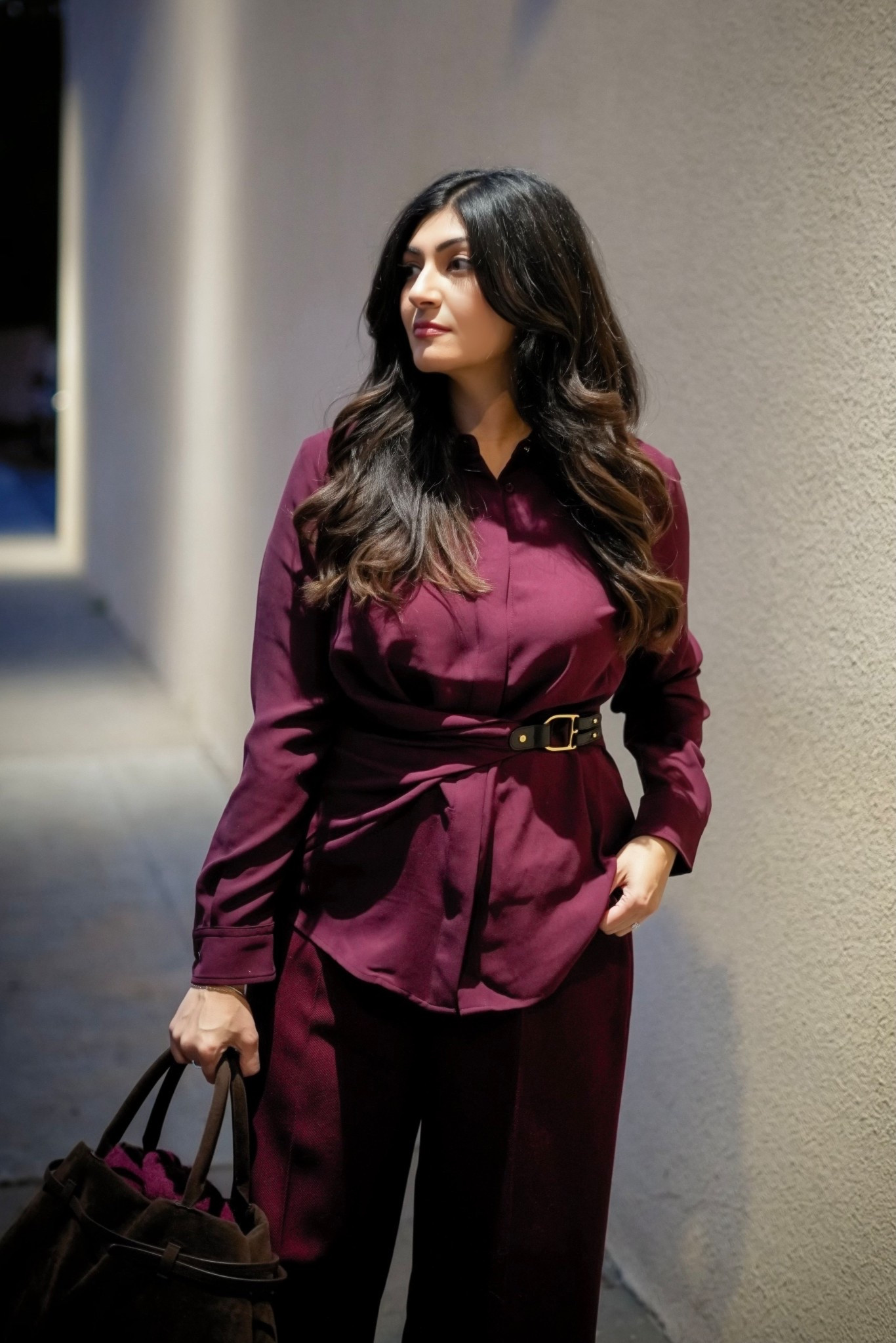 This outfit is one of my favorite examples of how workwear can carry you straight into the evening. I’m wearing a Ralph Lauren top with wide-leg pants, for that elevated feel. I’m linking my exact pieces plus some more affordable options so you can recreate this look in a way that works for you.

Perfect for:
• office days 
• client meetings 
• presentations
• work dinners 
• polished everyday wear 

Work outfit inspo, elevated office style, modern workwear staples, capsule wardrobe essentials, chic professional outfits, office outfit, Valentine’s Day workwear

#ChicAfterWork #WorkingWomenStyle #OfficeToEvening #RalphLaurenLook #ElevatedEveryday