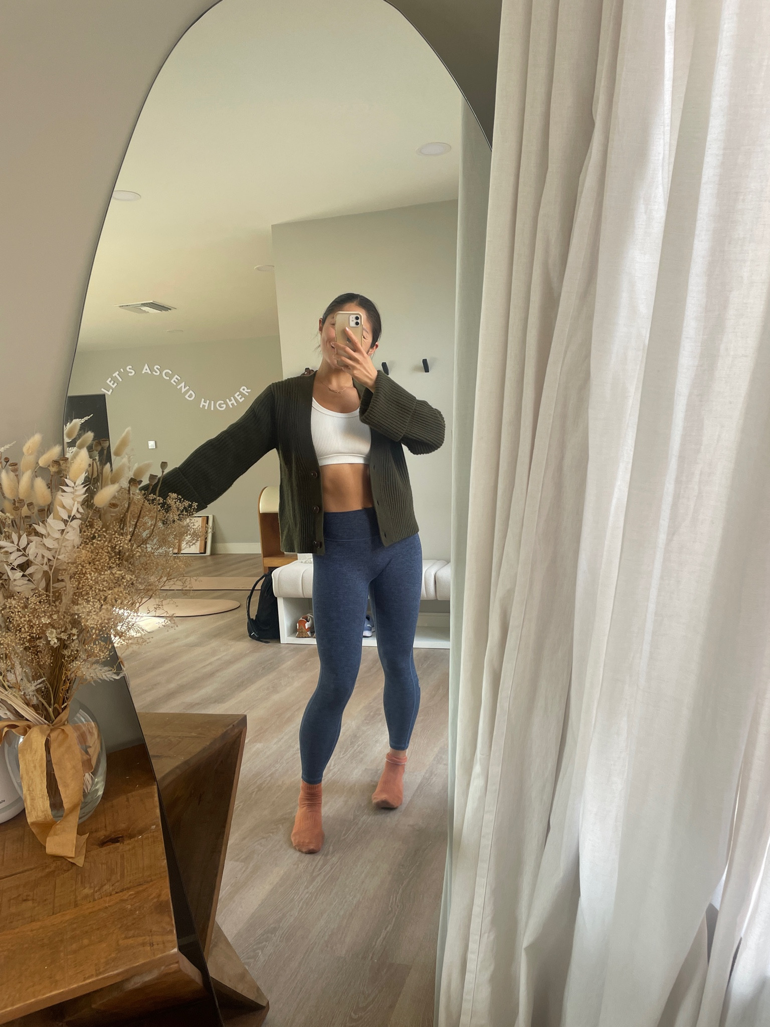 Small in everything!