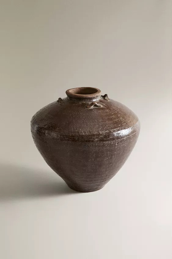 ROUGH-EFFECT CERAMIC VASE | Zara UK