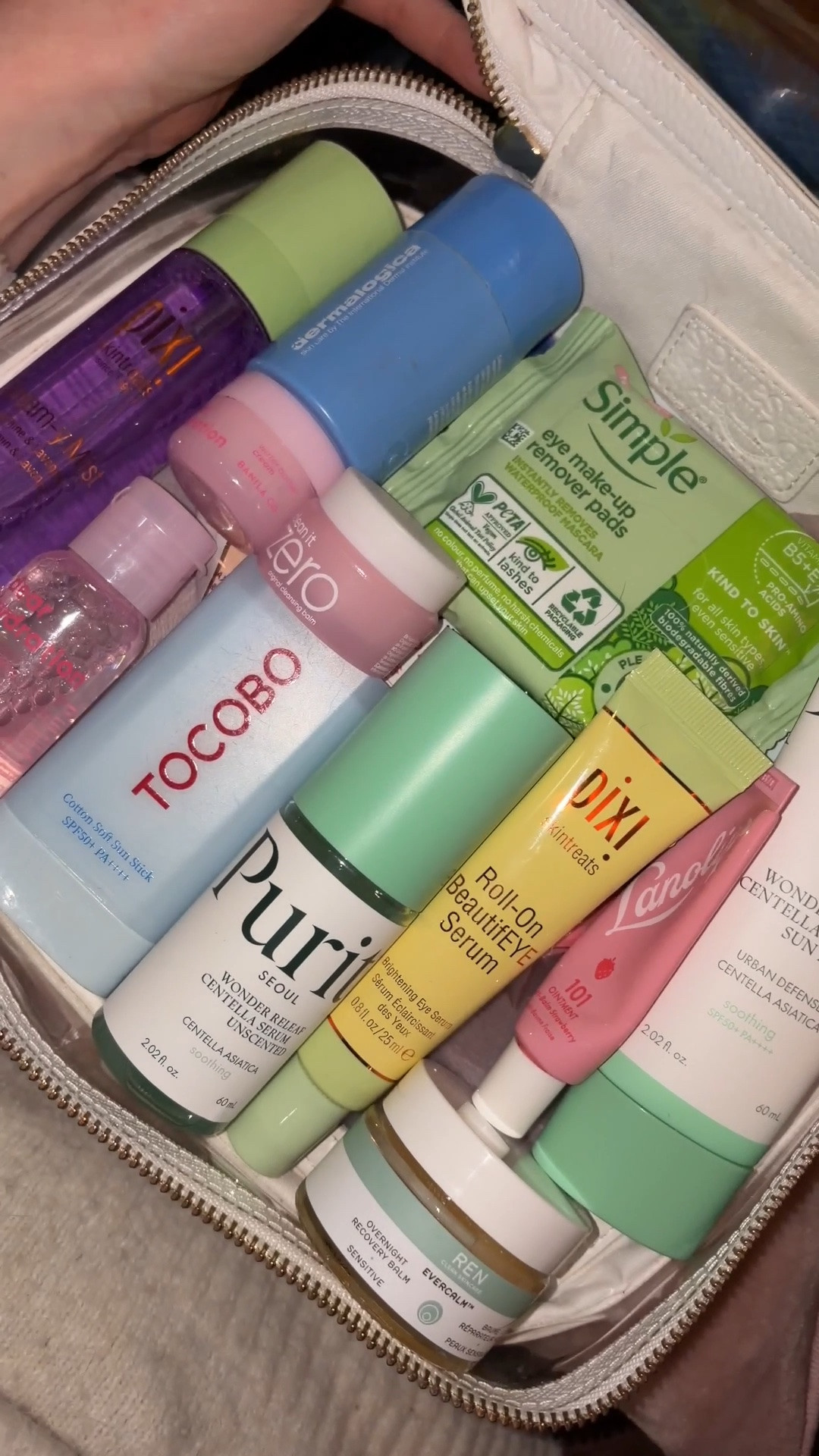 My Inflight Beauty Essentials in my Travel Skincare Bag for a 12+ Hour Flight ✈️🧴🧳 AD-gifted

#LTKsummer #LTKtravel #LTKbeauty