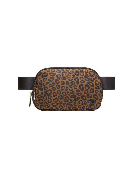Everywhere Belt Bag with Long Strap 1L | Lululemon (US)