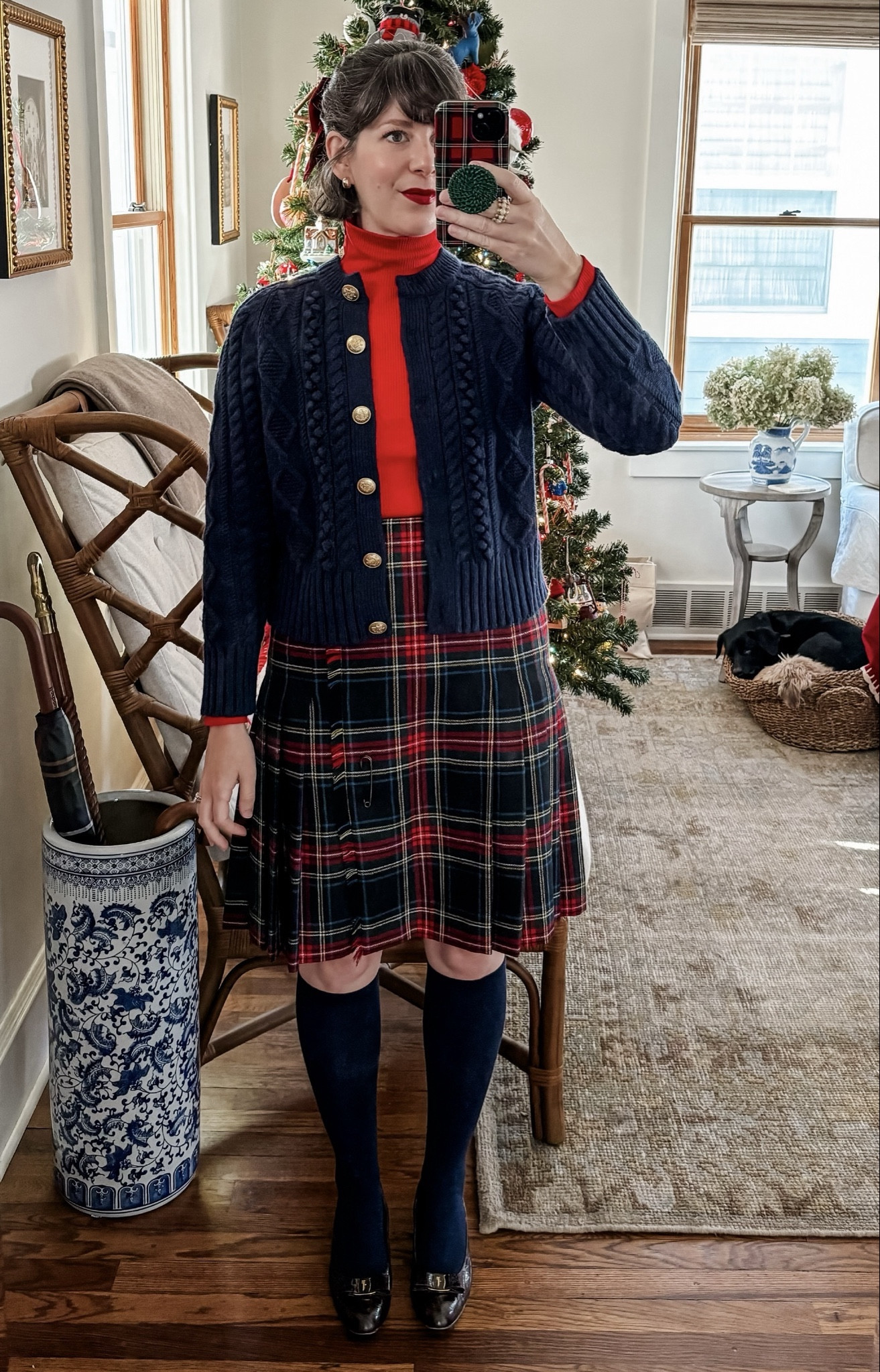 OOTD // Holiday Look No.4: Christmas at Sandringham🎄Doesn’t this look just like a daytime outfit Diana would’ve worn in the 80s at Sandringham House?

Every Friday till Christmas, I’ll be posting my favorite looks for your next Holiday get together ⛄️

#LTKHoliday #LTKSeasonal #LTKparties