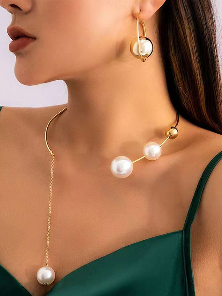 1pc Faux Pearl Choker Necklace & 1pair Golden Metallic Circle Earrings Suitable For Women's Party Wear | SHEIN