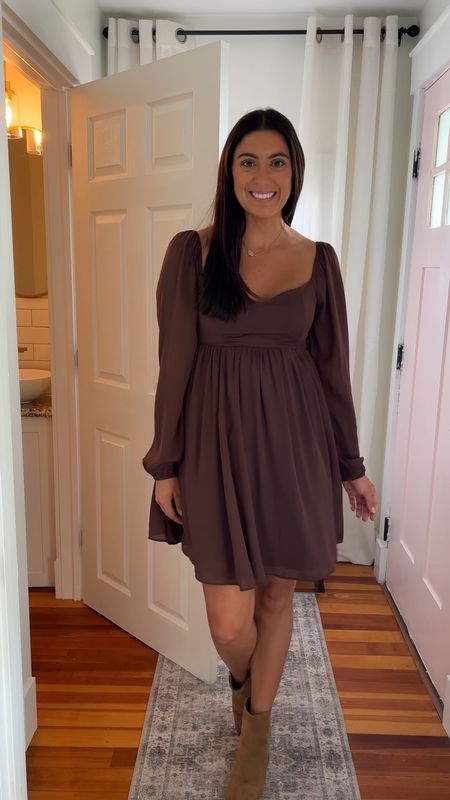 Fall outfits

Fall outfit ideas, fall dress, faux leather skirt, skort, bodysuit, straight leg jeans, date night outfit, fall date night outfit, casual fall outfit 

#LTKstyletip #LTKSeasonal #LTKunder100