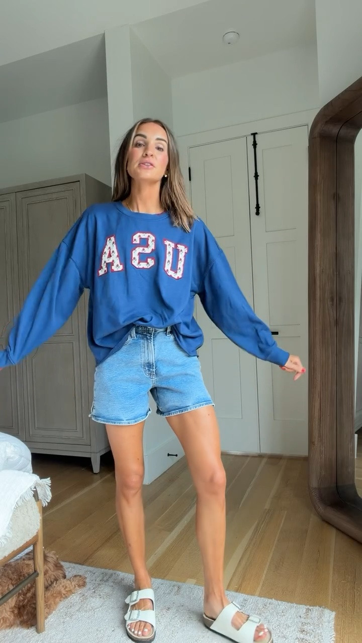 Umm brb while I live in cutie USA sweatshirt from @target 😍
