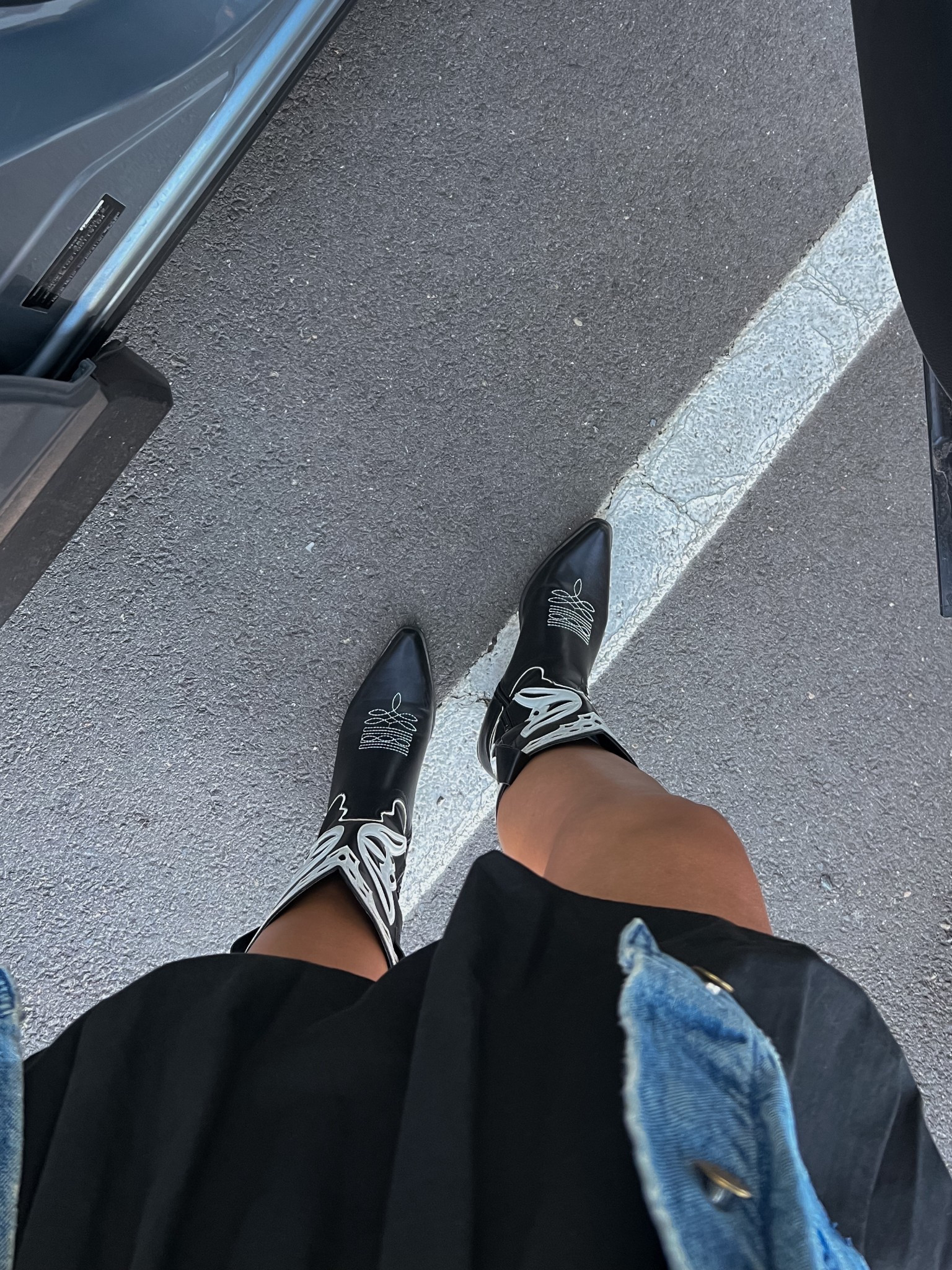 cowboy boots + skirt 🫶🏼

sizing:
skirt - AU10
boots - 8

#LTKaustralia #LTKshoes #LTKAroundTheWorld