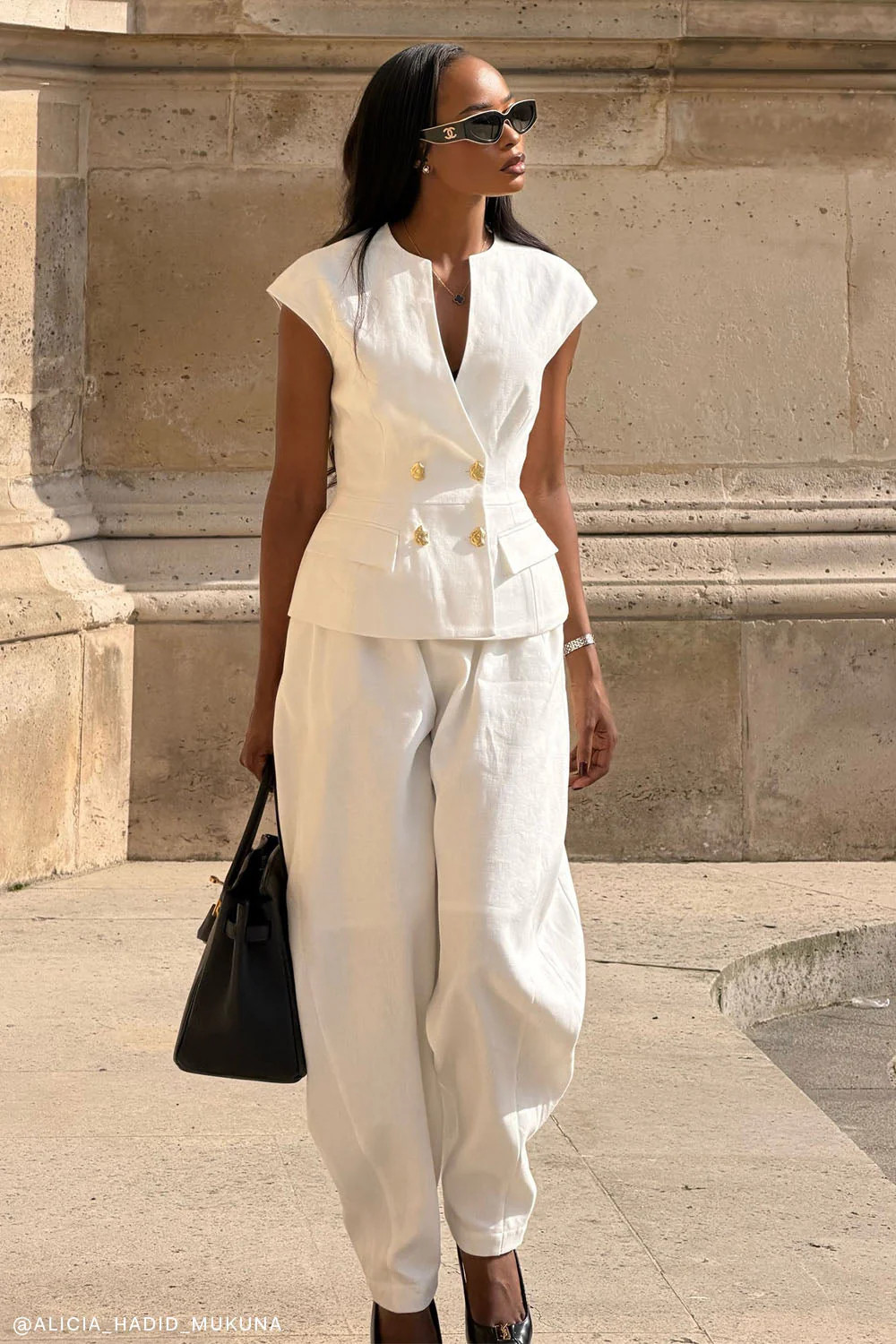 Linen Button Vest - White | MESHKI US