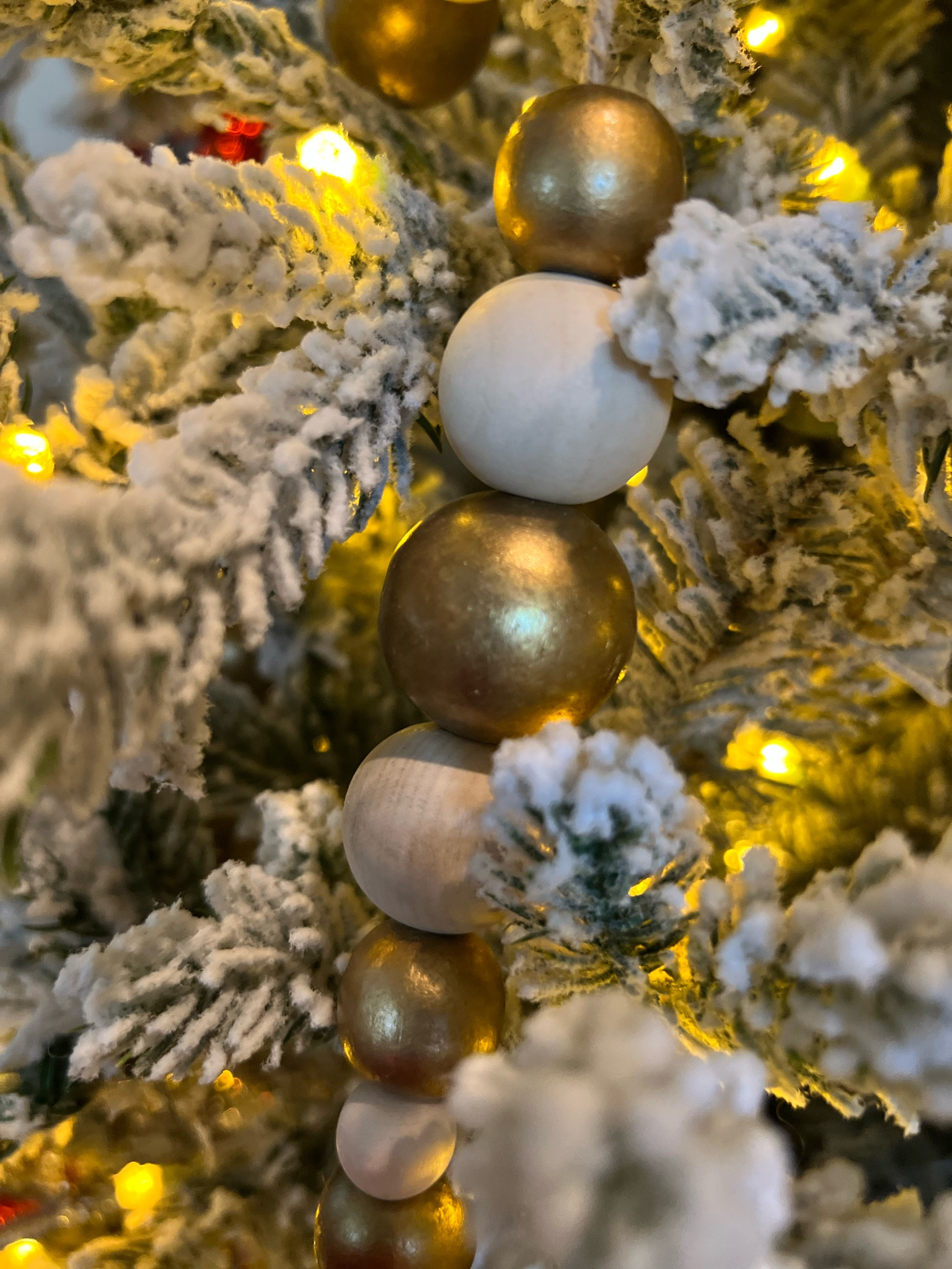 This gold beaded garland from @kirklands looks amazing! 

#LTKhome #LTKSeasonal #LTKHoliday