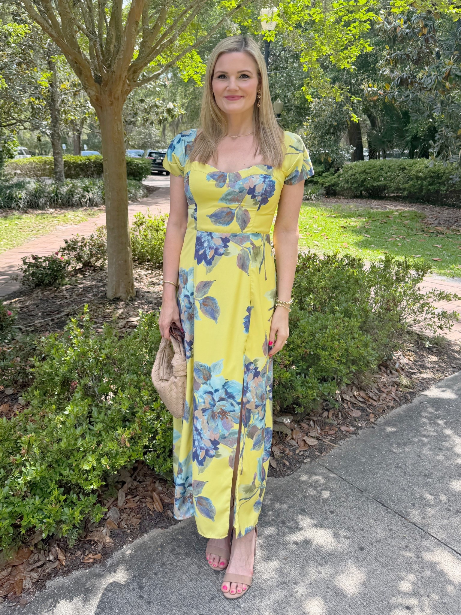 Linked several yellow floral maxi dress options, perfect for a Spring or summer wedding!

#LTKWedding #LTKSeasonal #LTKootd