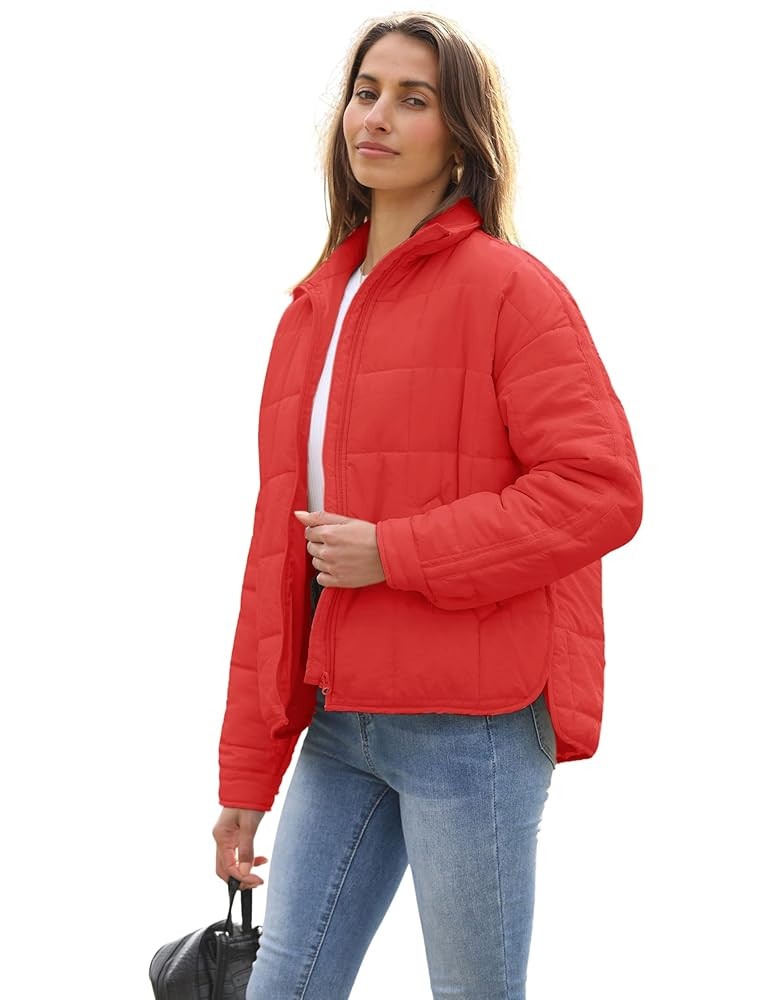 Quilted Puffer Jacket Women Lightweight Short Zip Up Padded Coat with Pockets | Amazon (US)