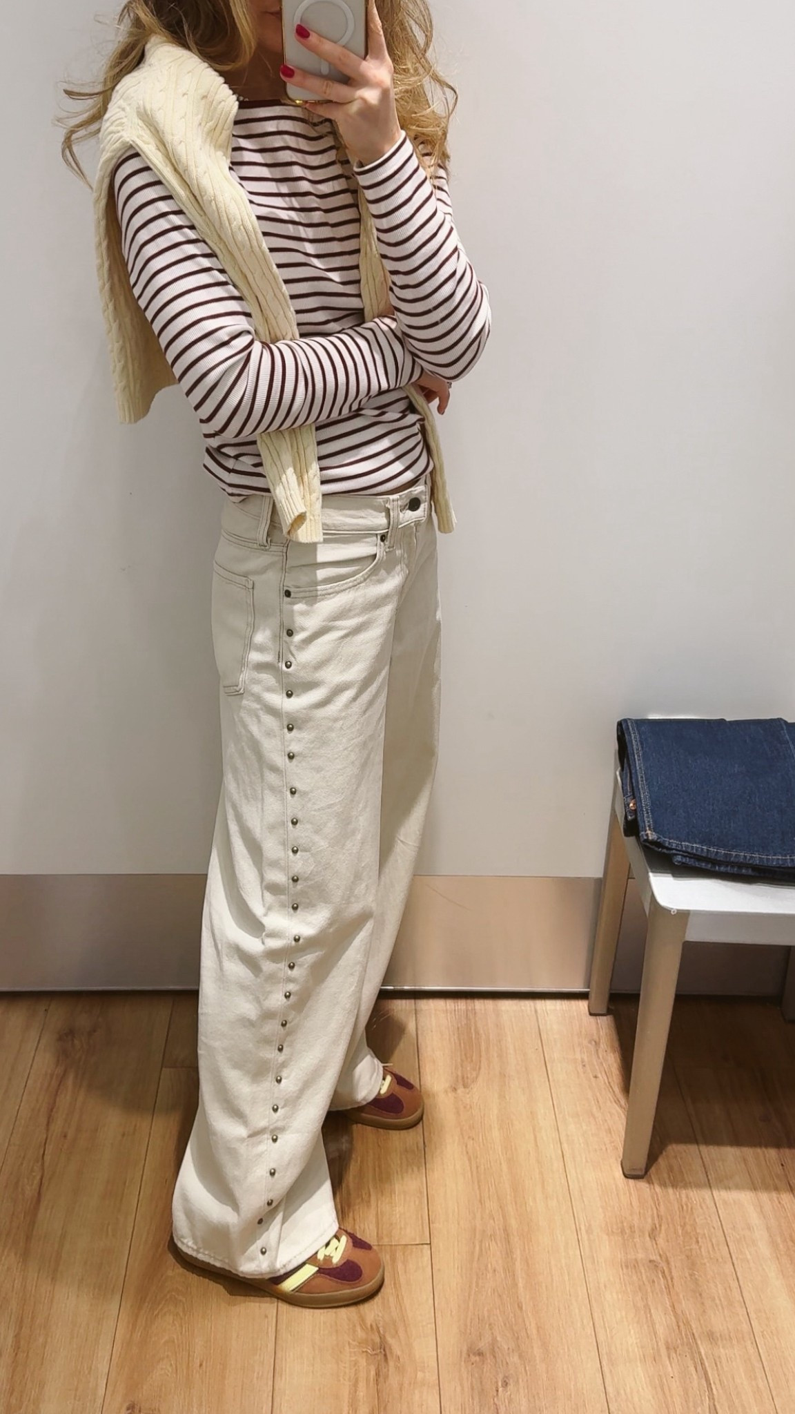 Wearing a 2 in the jeans!