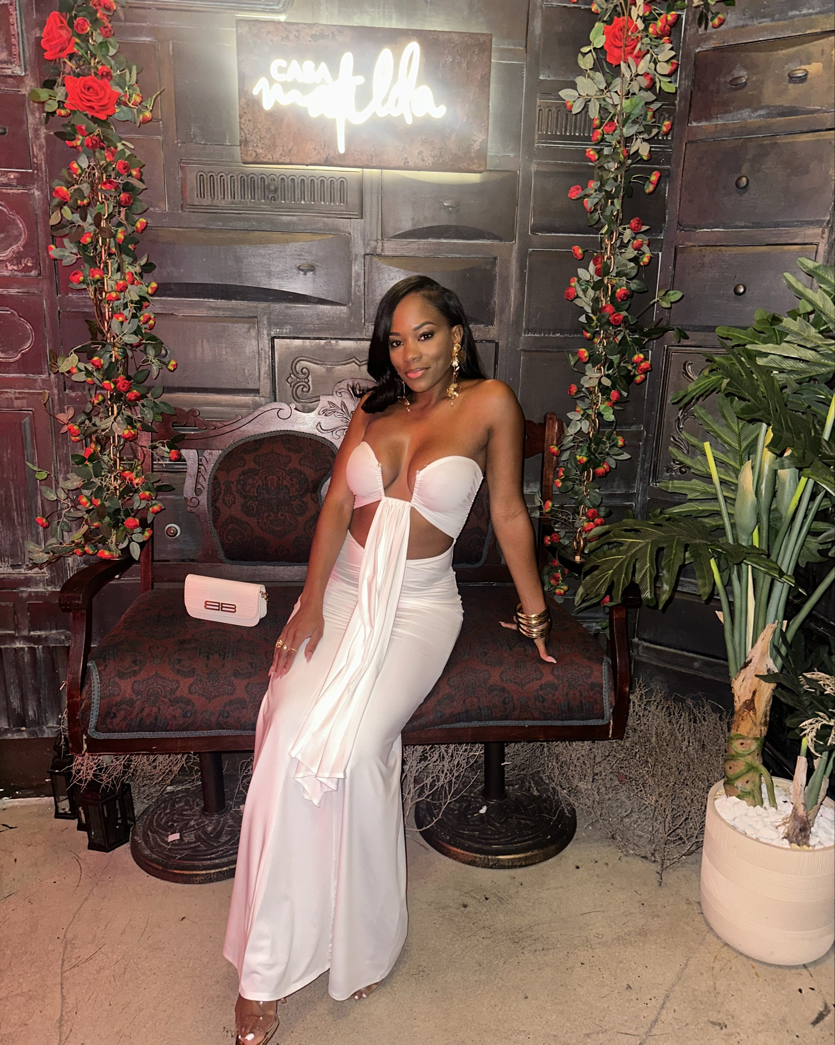 This was the perfect dress for a all white night in Miami! 