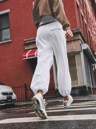 Midday Low Rise Poplin Pant | Athleta | Athleta