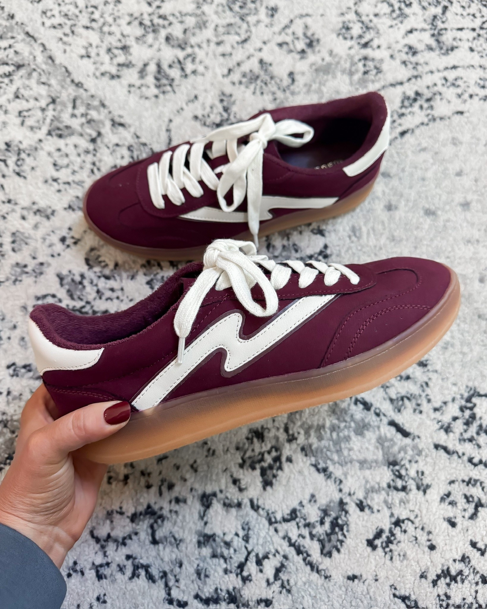 Burgundy sneakers are such a fun way to bring fall color into an everyday outfit ❤️ I love them with denim, leggings, or neutral trousers when you want a pop of color without changing the whole look.

burgundy sneakers, fall sneakers, casual fall outfit, sneaker outfit, burgundy shoes, fall color, everyday sneakers, fall outfit idea, casual fall style, women’s fall shoes, lovelylifestyling

#LTKootd #LTKSeasonal #LTKTravel