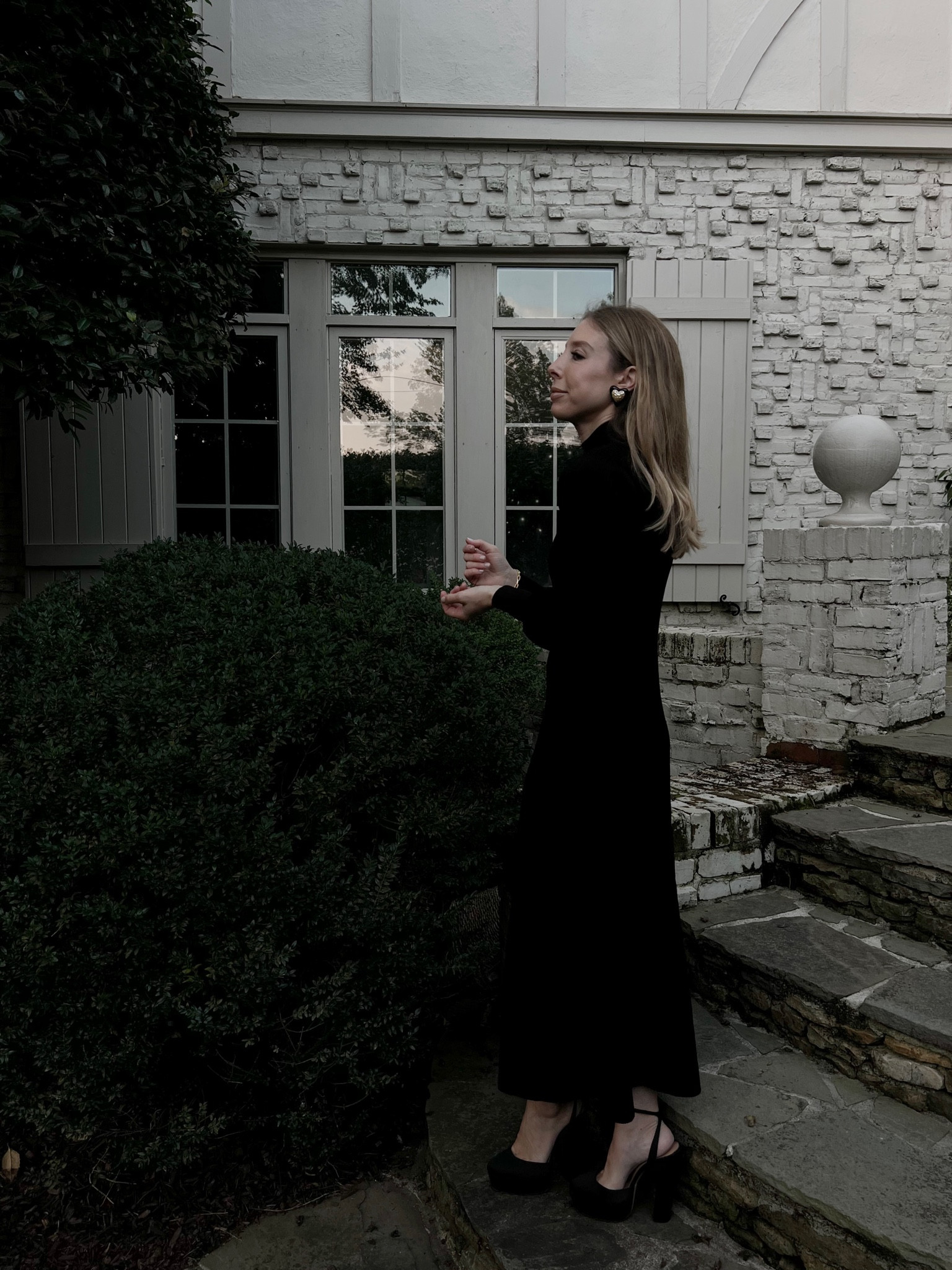 Obsessed with this sweater dress! Easy wardrobe staple for fall. 

#LTKSeasonal #LTKstyletip #LTKworkwear