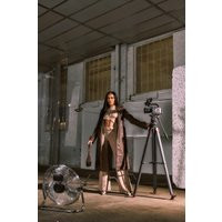 Trench marron effet usé à double boutonnière et ceinture, Marron | PrettyLittleThing (FR)