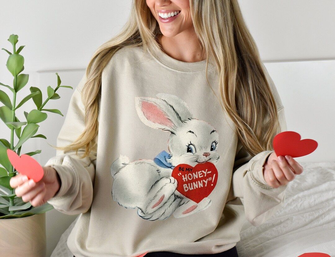 Valentines Day Sweatshirt Gift for Her Retro Valentines - Etsy | Etsy (US)