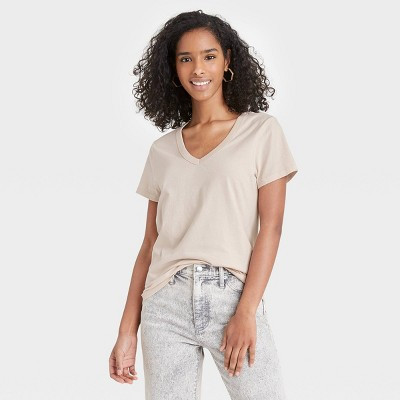 Women's Short Sleeve V-Neck T-Shirt - Universal Thread™ | Target