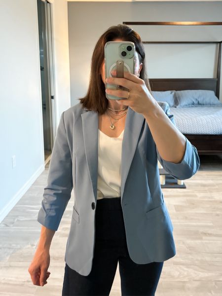 Love this blazer from Walmart. It’s petite friendly and affordable. I have it in three different colors. Wearing size small. 

I'm 4'10" and 115#; bust 32B, waist 26, hips 36


#LTKStyleTip #LTKSummerSales #LTKWorkwear