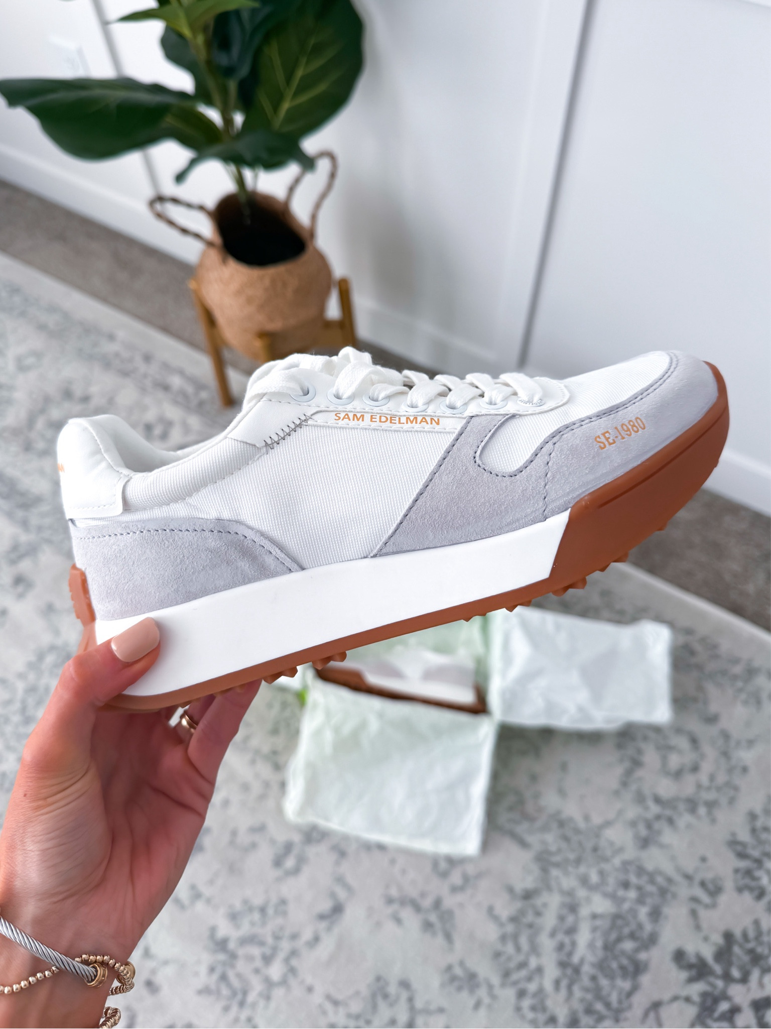 Sneakers - super comfy! Fit true to size. Great Christmas gift idea 

#LTKShoeCrush #LTKFindsUnder50 #LTKStyleTip