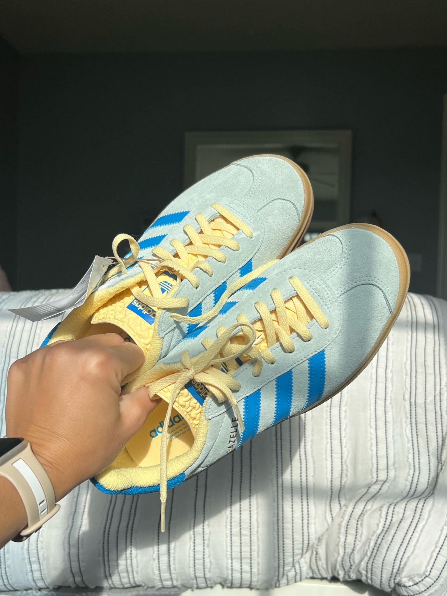 these run big! I’m wearing a 7 and typically I am a 7.5/8! 

Adidas gazelle, adidas, summer sneakers, sneaker 

#LTKShoeCrush