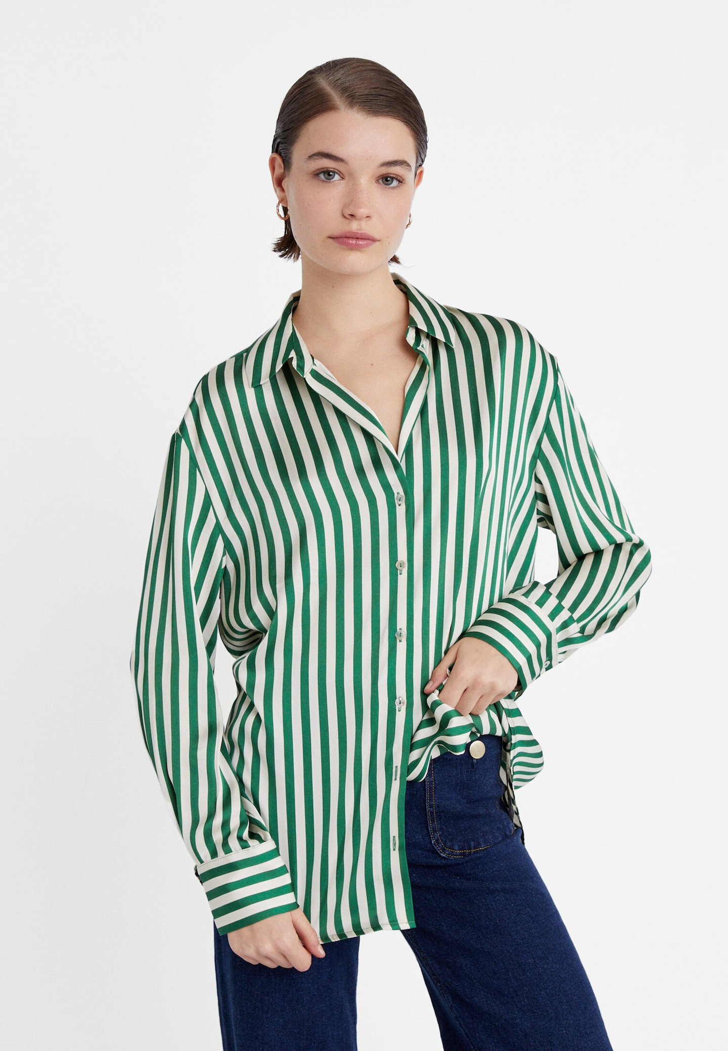 Gesatineerde blouse met kraag - Overhemden & Blouses voor dames | Stradivarius Netherlands | Stradivarius (NL)