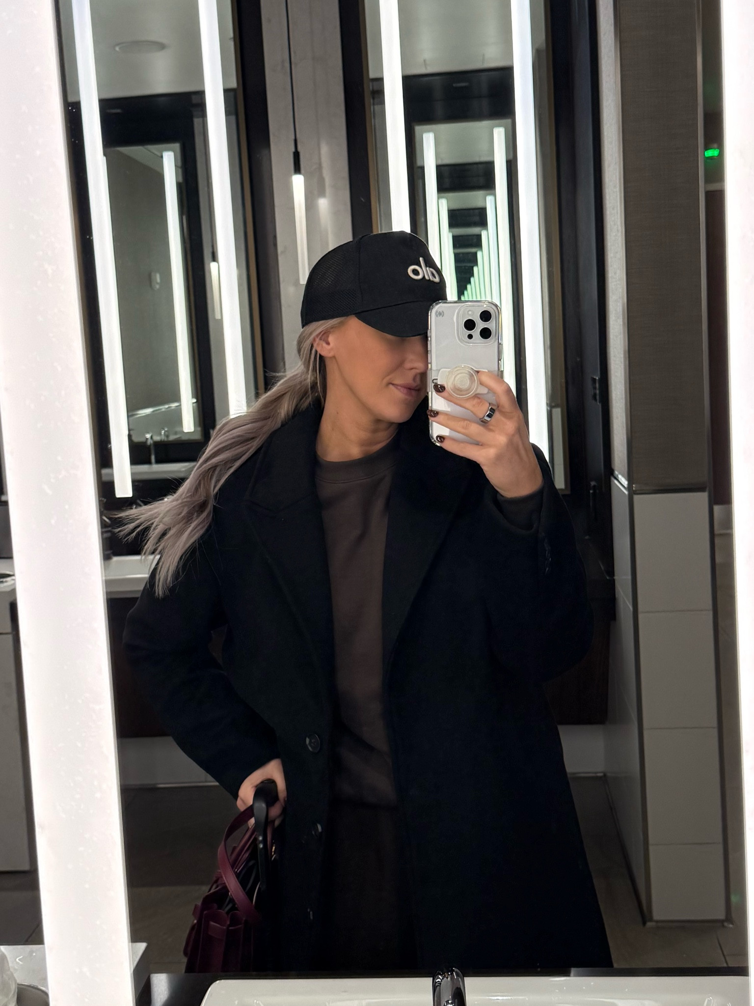 Travel day outfit ✈️ 

Top: S
Bottoms: M
Coat: L

#LTKTravel #LTKSeasonal #LTKStyleTip