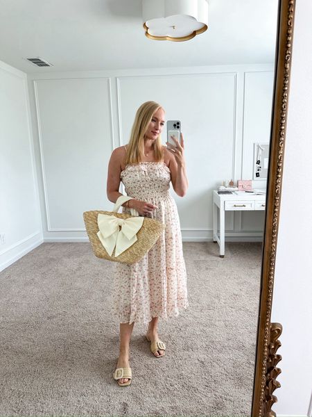 The sweetest Nordstrom midi dress for a bridal or baby shower! Wearing size small. Summer dresses // shower dresses // brunch dresses // day date dresses // event dresses // vacation dresses // Nordstrom dresses // Nordstrom finds // Nordstrom fashion // straw bags // summer bags 



#LTKWedding #LTKStyleTip #LTKSeasonal