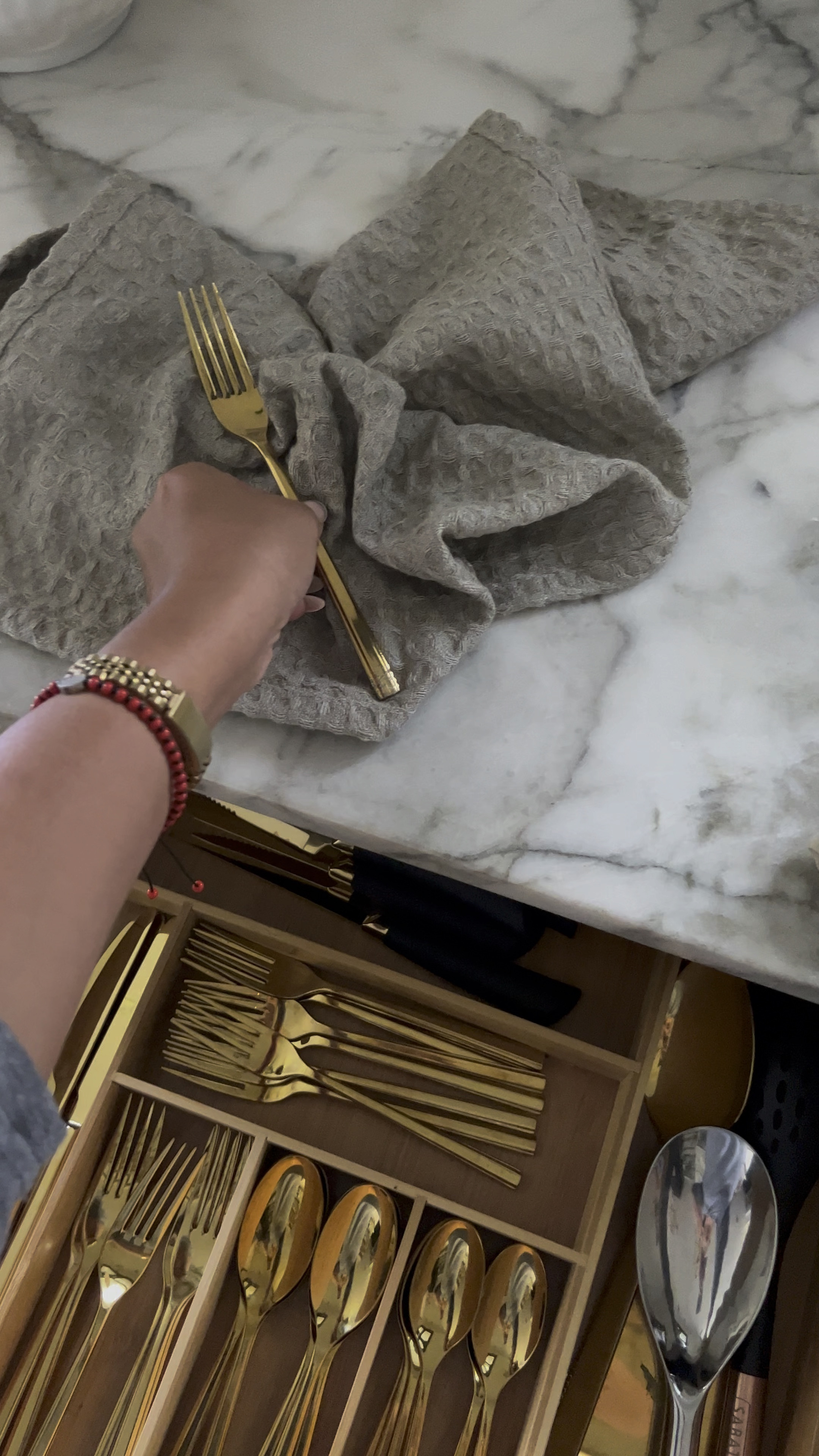 #kitchen #organization #utensil #cutlery #servingspoon #modernneutral 

#LTKfamily #LTKhome #LTKunder100