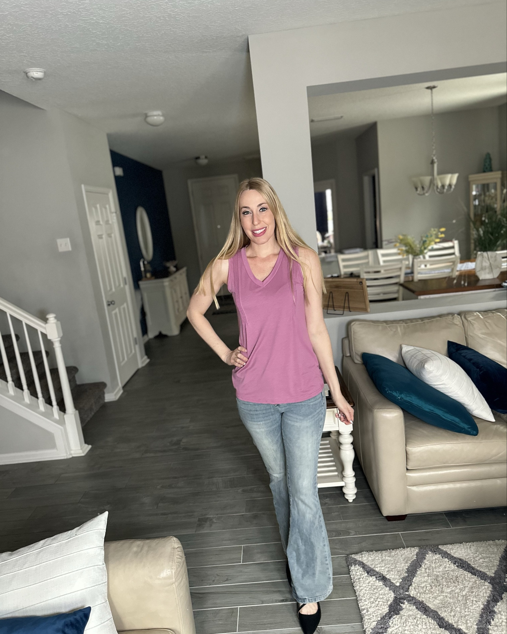 Longer stylish tank top
💙 I love the softness of this top, fits true to size and is a little loose fitted 
💙  this can be dressed up or down and perfect to wear with so many outfits 
💙 wearing size small, I am 5’10”

#LTKFindsUnder100 #LTKFindsUnder50 #LTKStyleTip