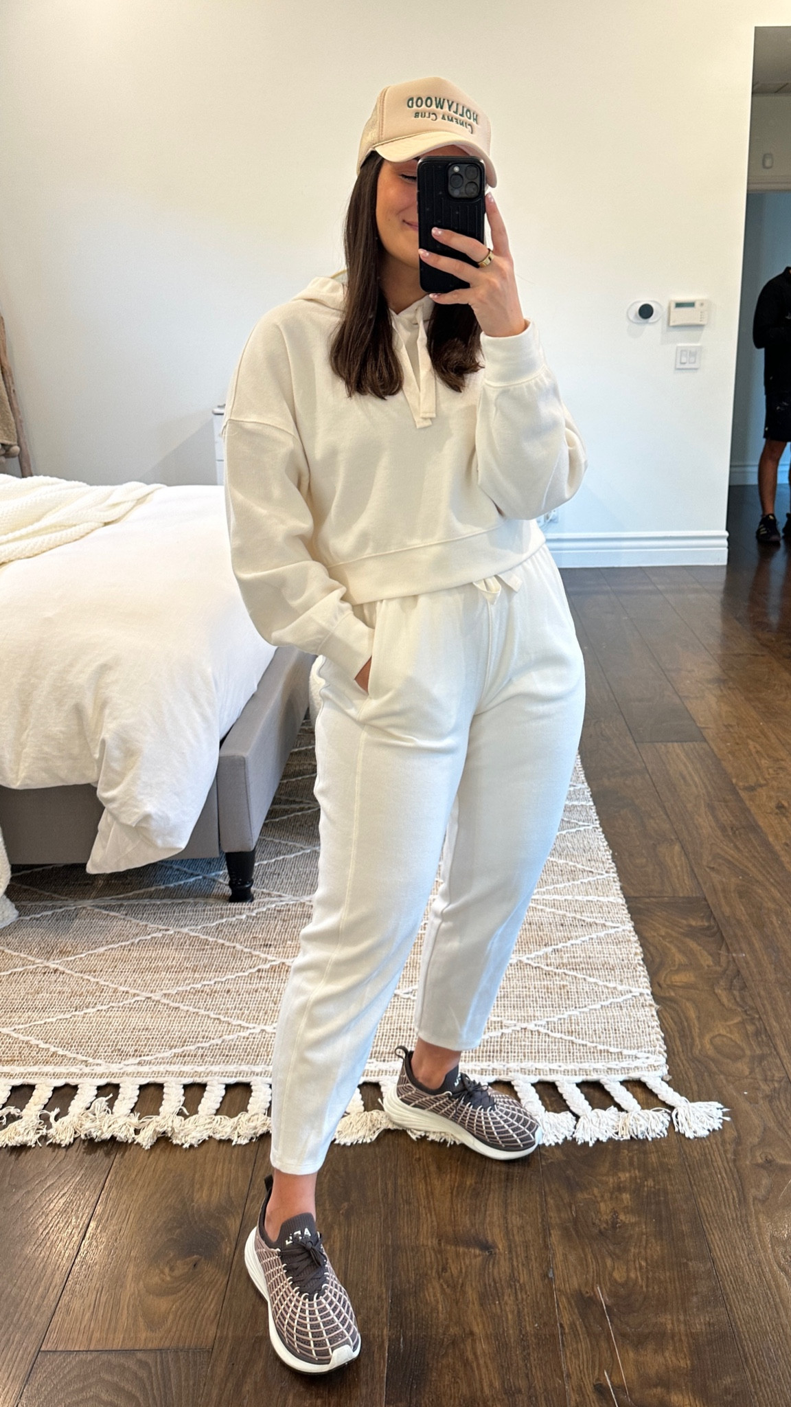 Sunday sweatsuit vibes - cream set that I am living in - and it’s from target 🙌🏼

#LTKFind #LTKfit #LTKunder50