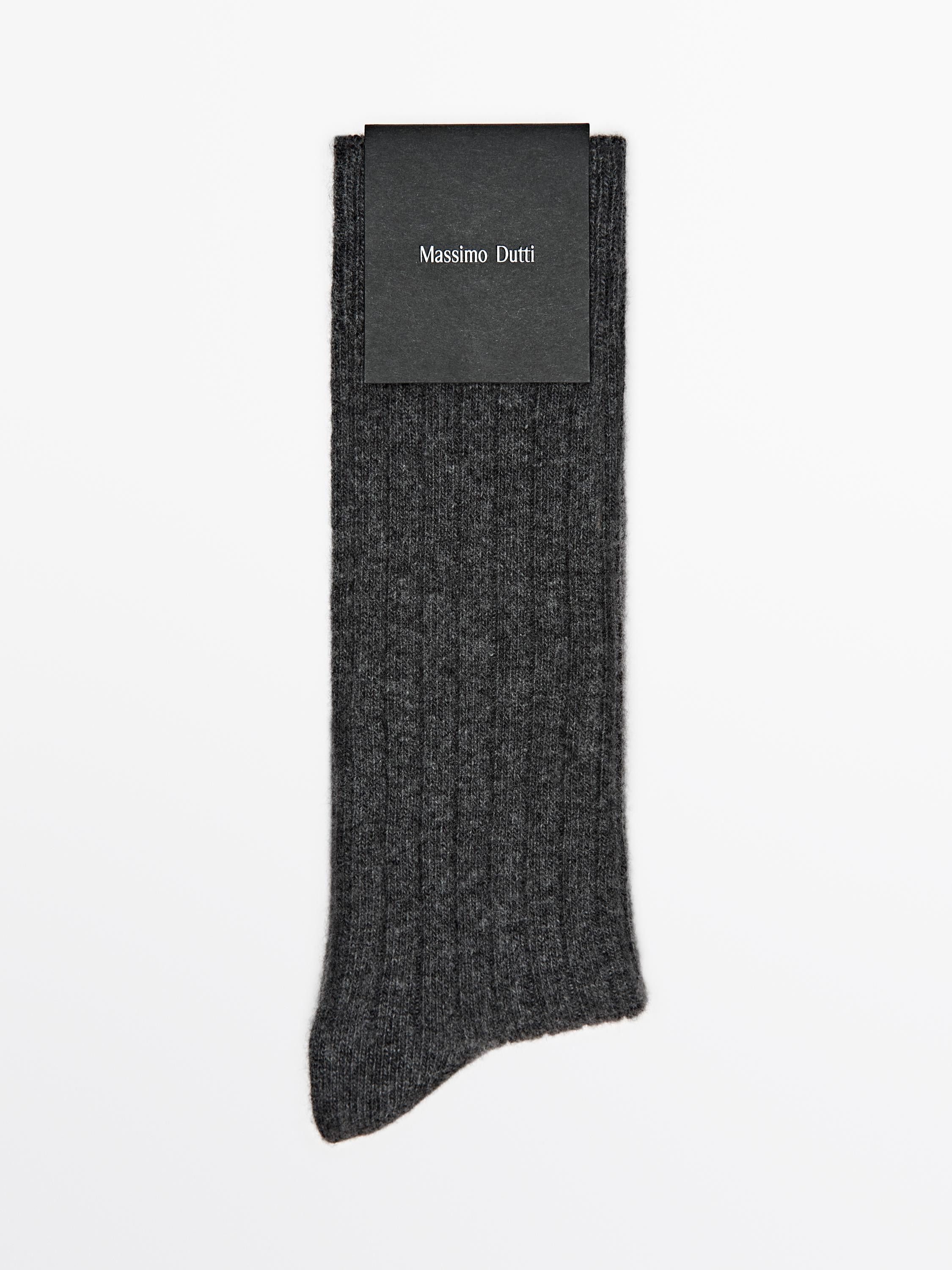 Ribbed knit wool and cashmere socks | Massimo Dutti UK