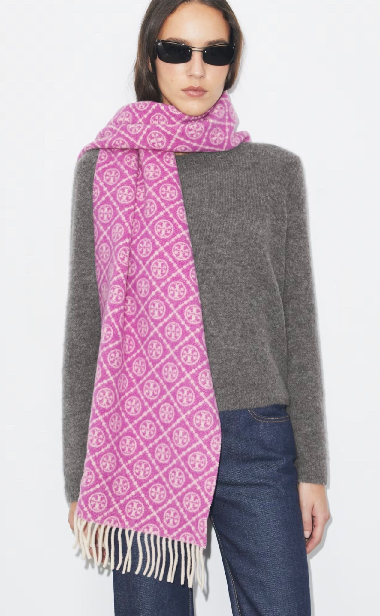 Year of the Horse
T MONOGRAM OBLONG SCARF


#LTKTravel #LTKSeasonal #LTKWorkwear