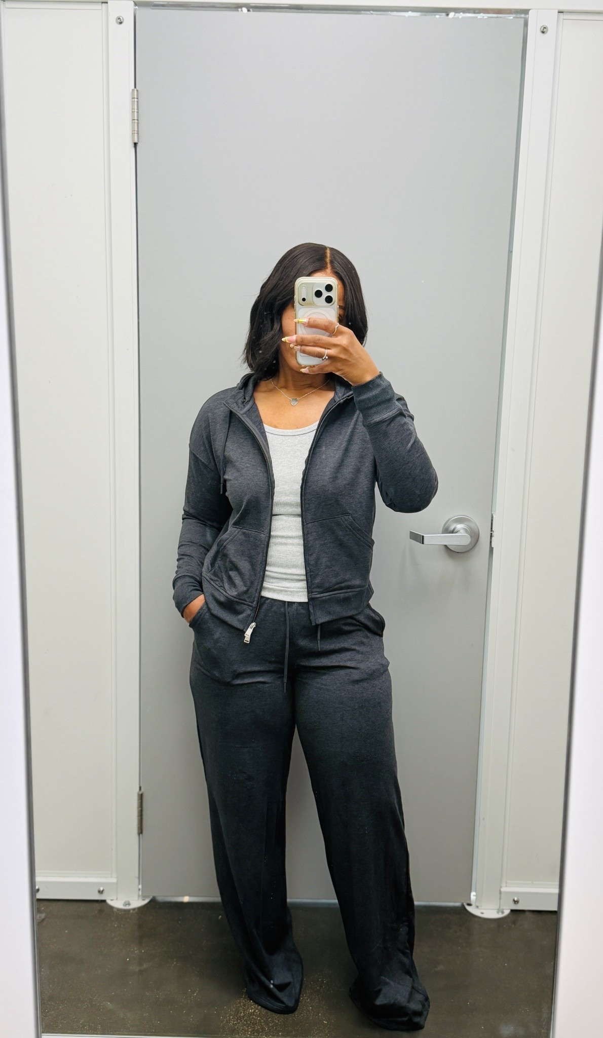 fall outfits women

Cute lounge look that’s lightweight. This will be a set for running errands or even the airport. It’s a thinner set so if it’s super cold this won’t warm you up. I’m wearing a size small in the bottoms and a XS in the jacket.

#LTKPetite #LTKActive #LTKSeasonal
