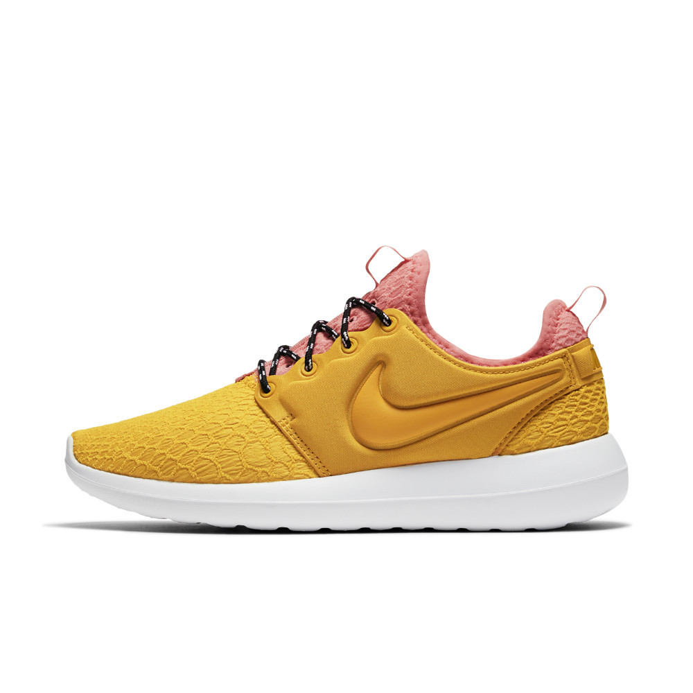 Nike Roshe Two SE Women's Shoe Size 5 (Gold) | Nike US