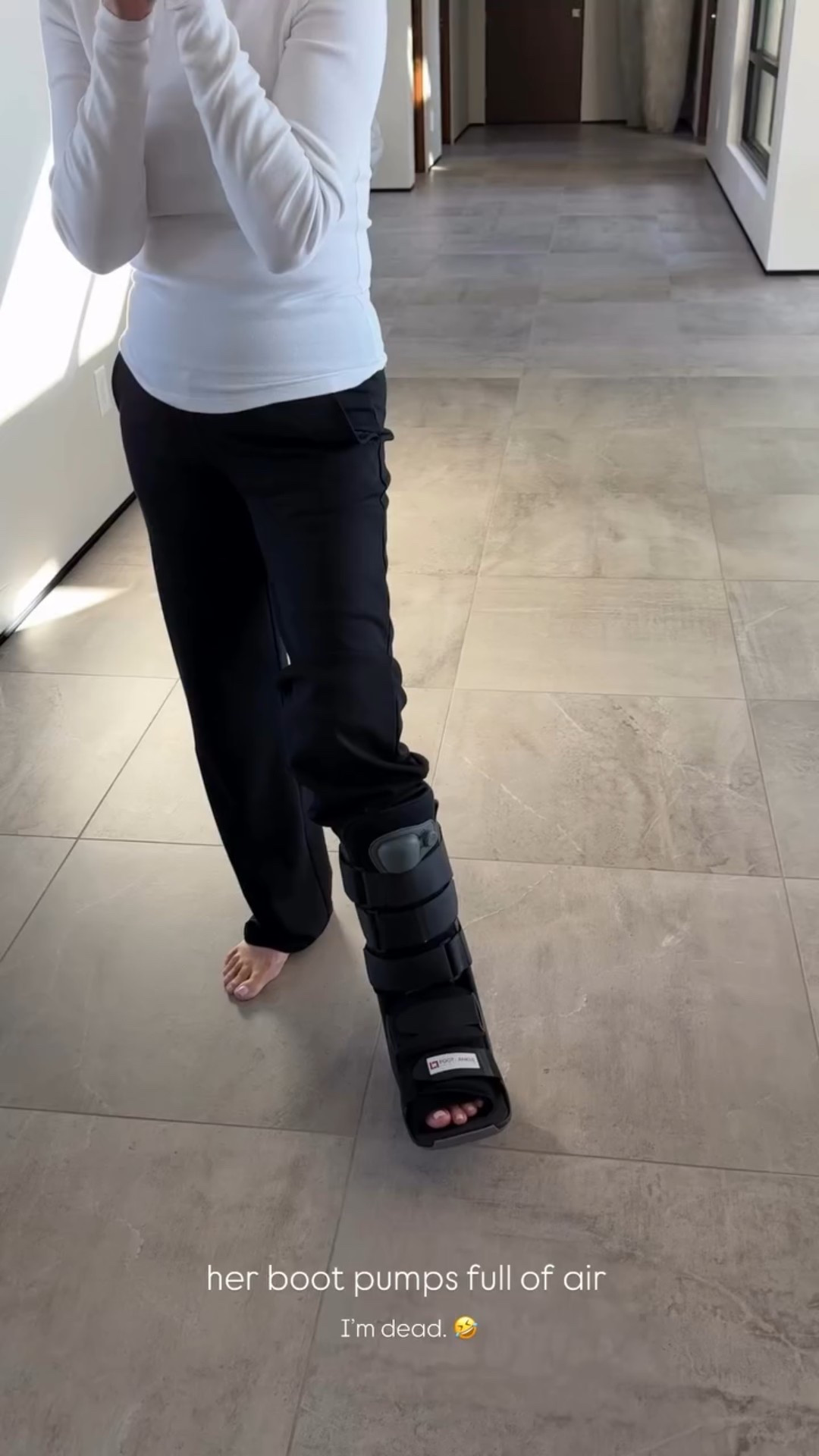 her boot pumps full of air  I’m dead. 🤣