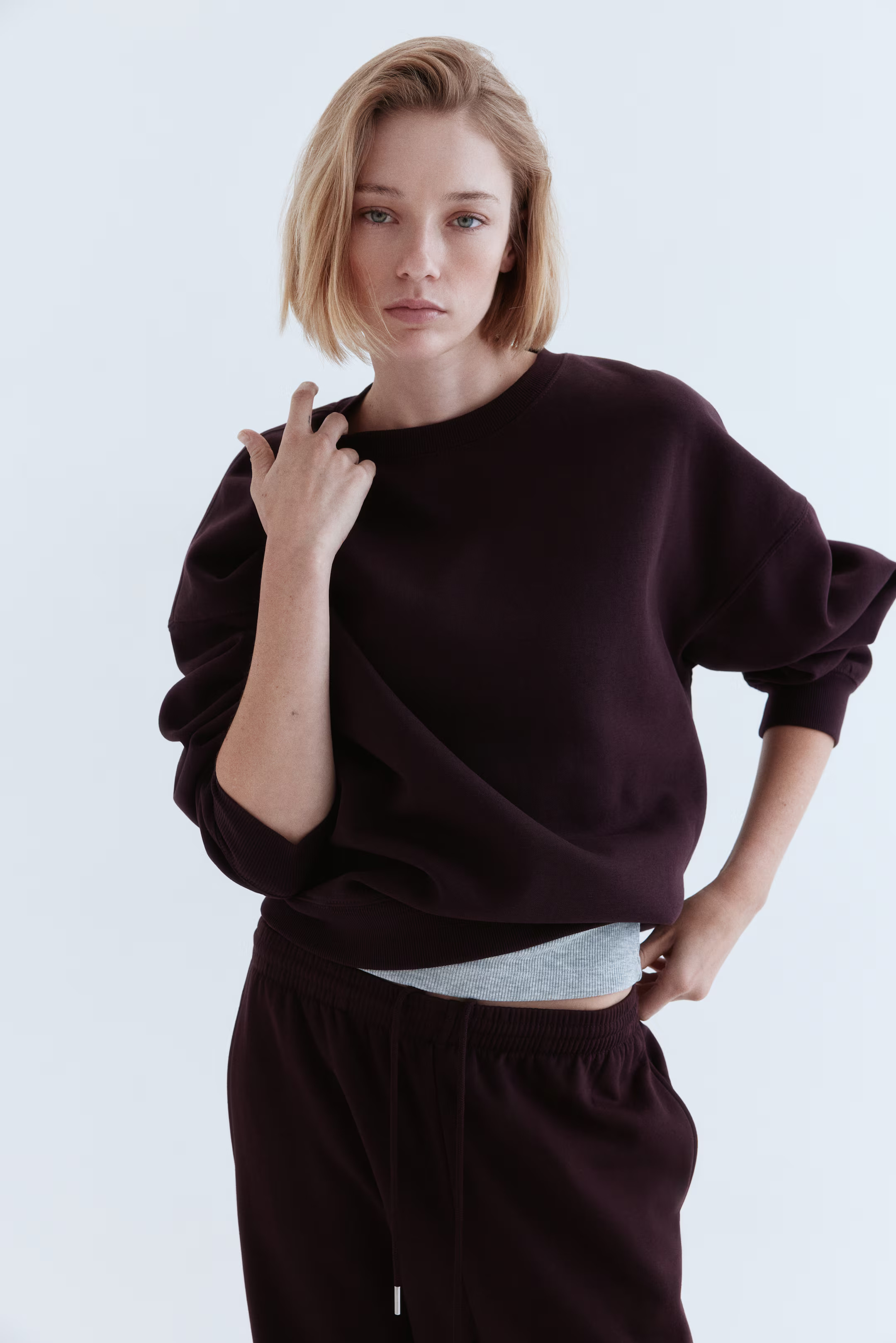 Women's Burgundy Oversized Sweatshirt | H&M CA | H&M (US + CA)