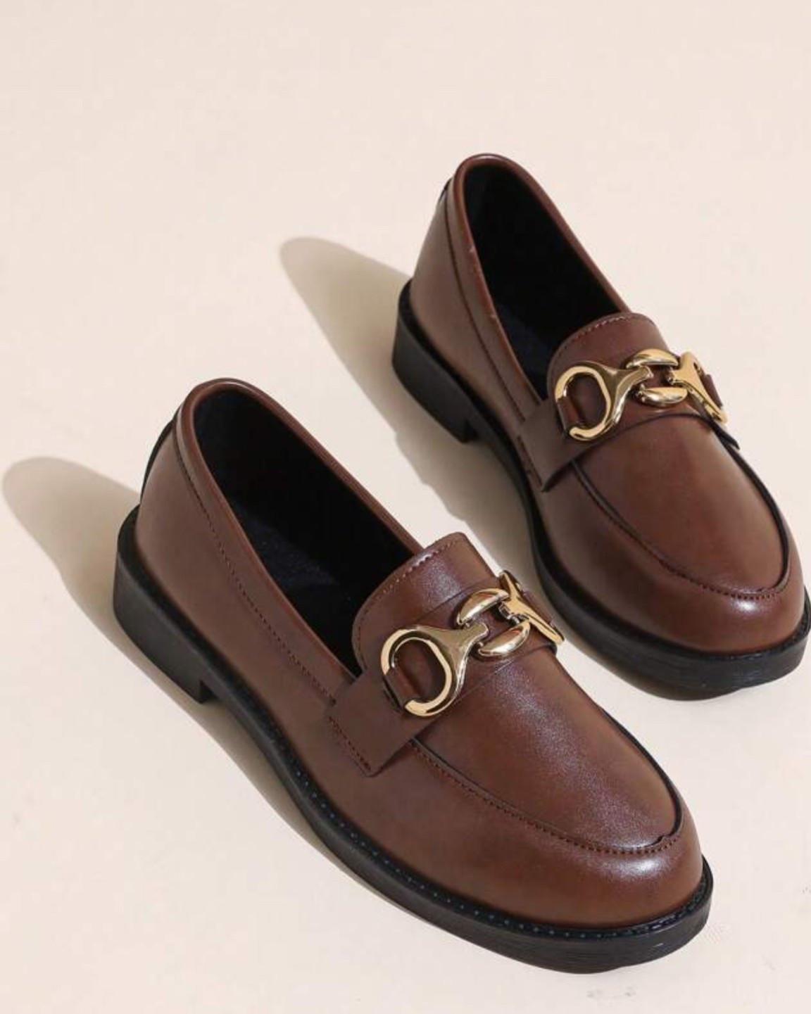 Women’s brown Maryjane loafers 


Fall outfit, fall shoes, brown shoes 

#LTKStyleTip #LTKFindsUnder50 #LTKFindsUnder100