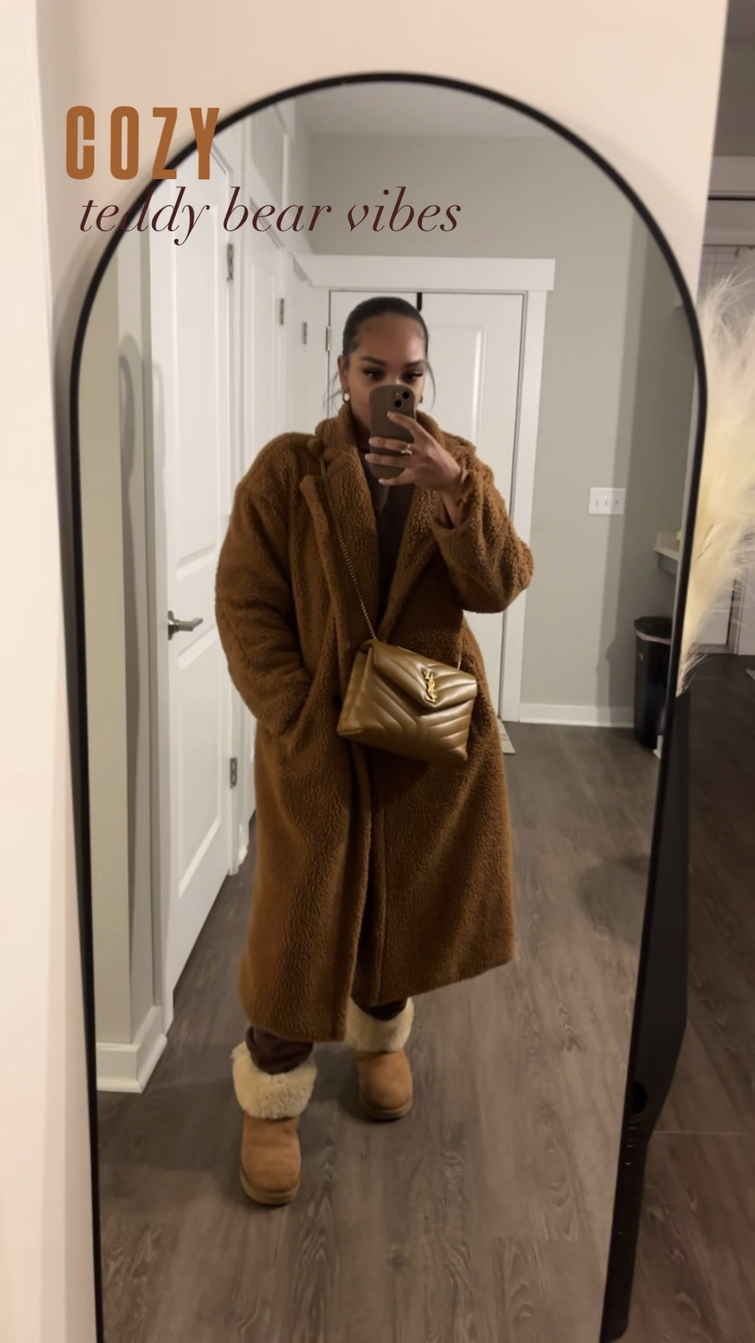 C O Z Y 🤎🧸

#LTKSeasonal #LTKStyleTip #LTKFindsUnder50