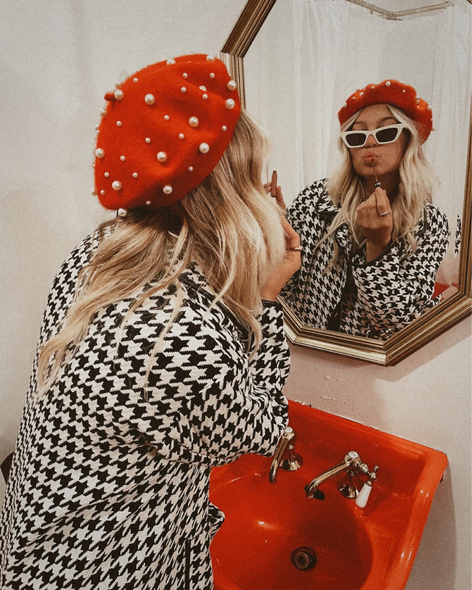 It’s giving Christmas 🤭🎄🎁

#LTKSeasonal #LTKunder100 #LTKHoliday