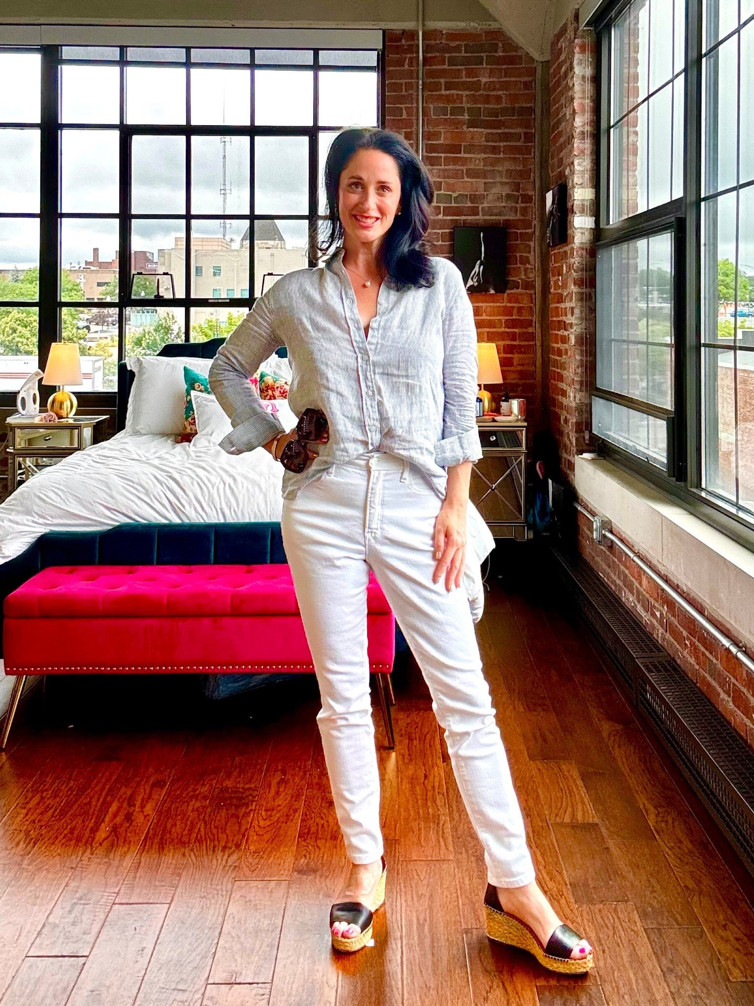 White jeans are absolutely a summer staple and these Good American Jeans are the absolute best.

#LTKFindsUnder100 #LTKSeasonal #LTKOver40