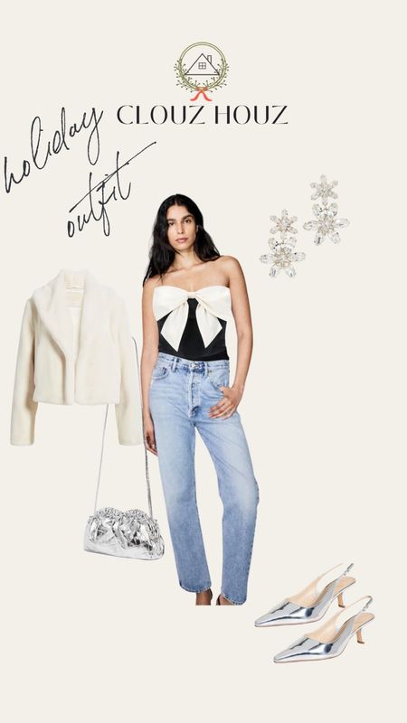 Holiday outfit- Going out for cocktails with girlfriends? Denim and a strapless top is a favorite go-to!

Shopbop Black Friday

#LTKHoliday #LTKCyberWeek #LTKSeasonal