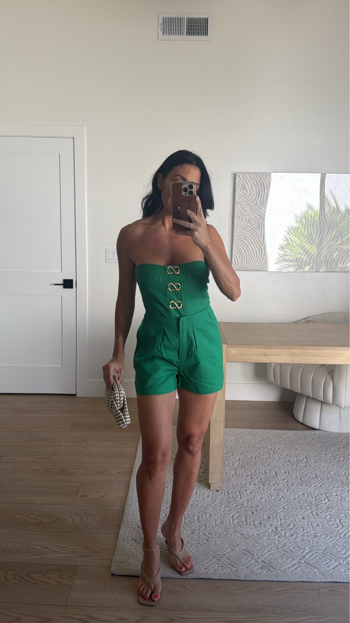 Commense linen short set size XS 

Vacation outfit option! 
Short set 
Vacation outfit option

#LTKootd #LTKgrwm #LTKSeasonal