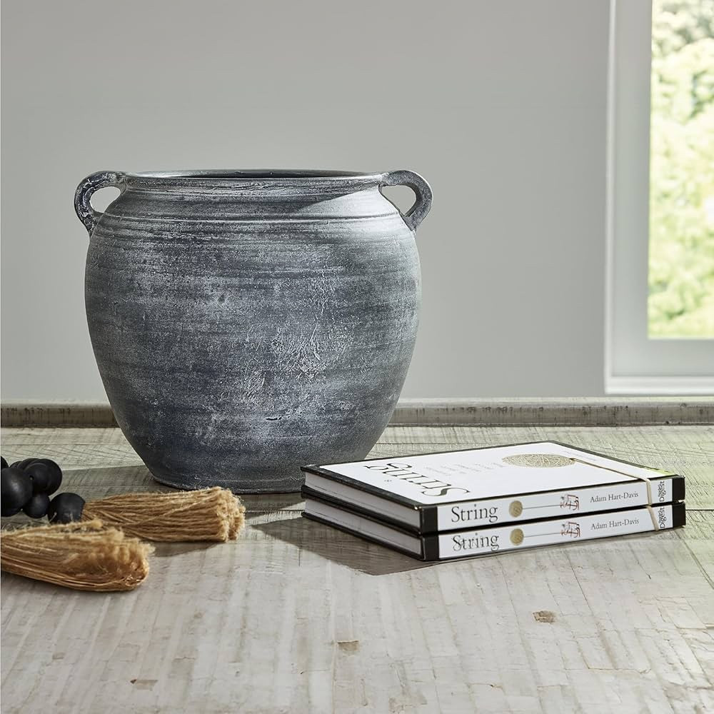 Indoor tabletop vase

This vase has a distressed look with a blue finish and is perfect as a centerpiece, or for a bookshelf

Currently on sale with prime day deals. 

#primedeals 

#LTKStyleTip #LTKFindsUnder50 #LTKSaleAlert