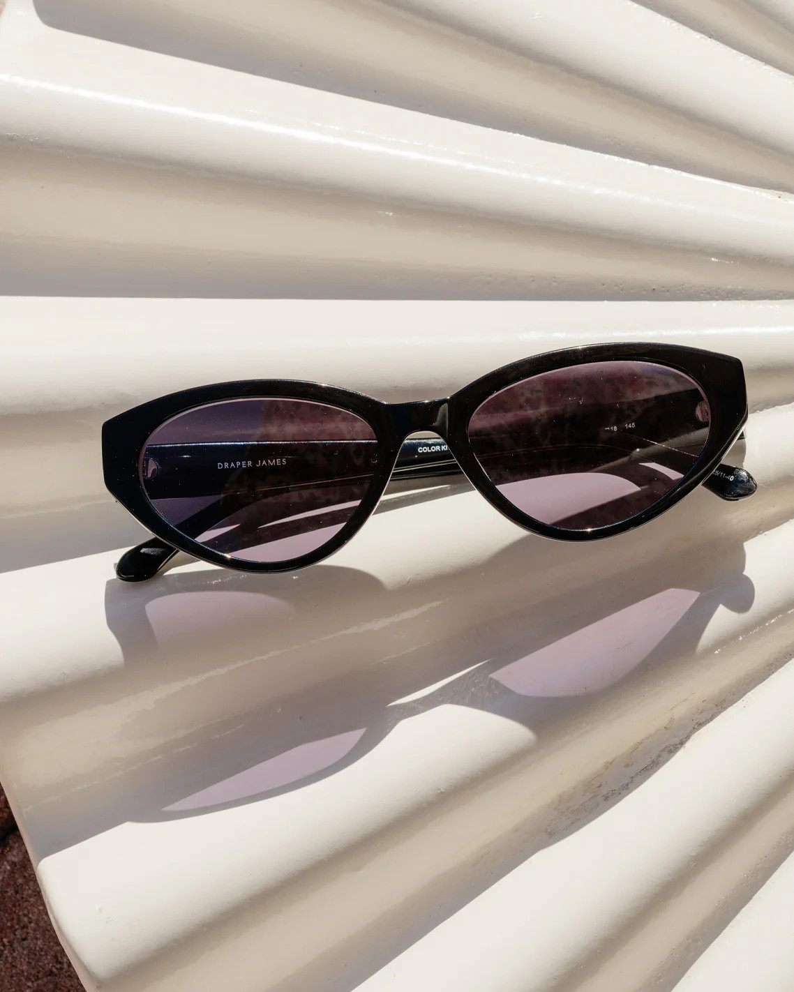 Black Sunglasses | Women's Eyewear by Draper James | Draper James (US)