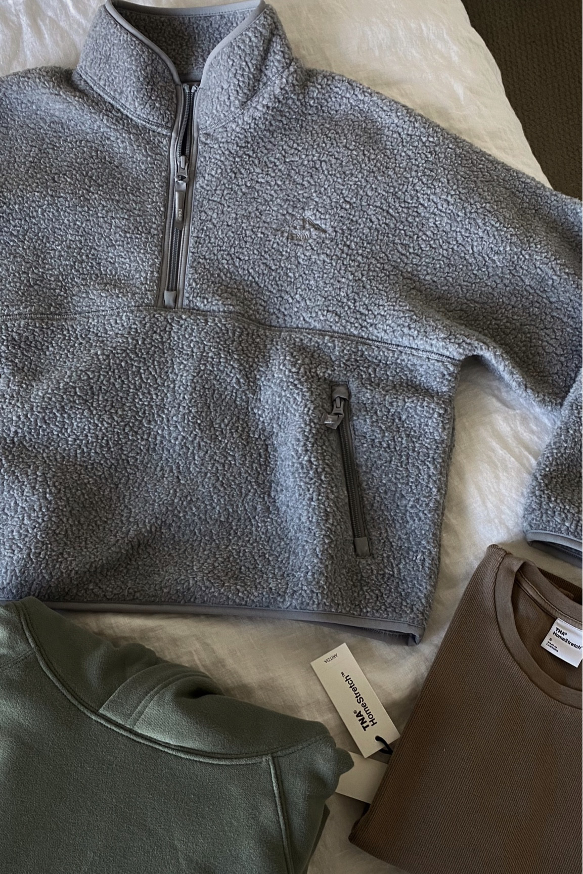 Aritzia Fall Haul | i live in these aritizia polar fleeces and their homestretch collection is top notch quality <3

artizia, fleeces, oversized hoodie, aritzia basics 

#LTKFallSale 

#LTKSeasonal
